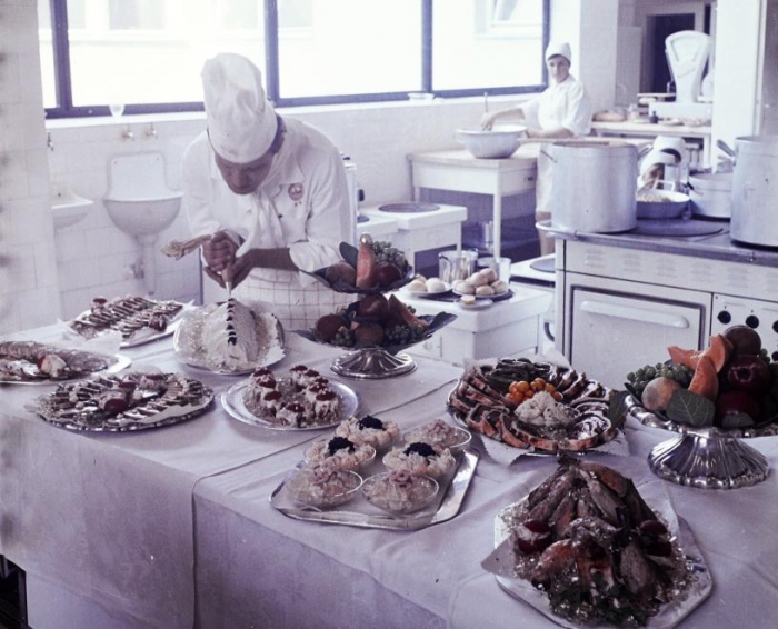 1967, Veszprém, Budapest út, Hotel Veszprém, konyha. Kép: Fortepan