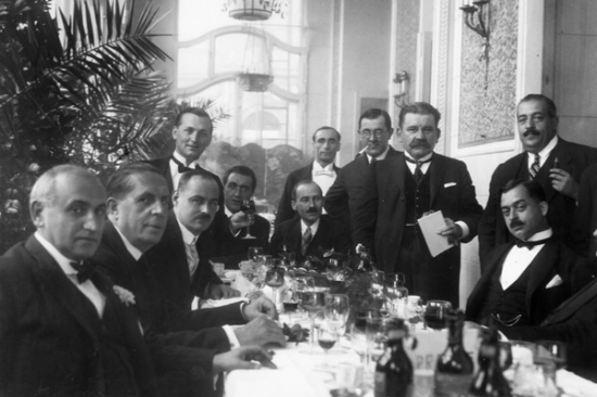 Ínyesmester a pesti Ritzben 1920-ban