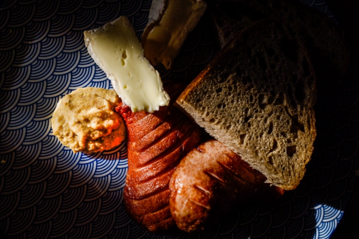 Klasszikusok: sajt, kenyér, debreceni, mustár
