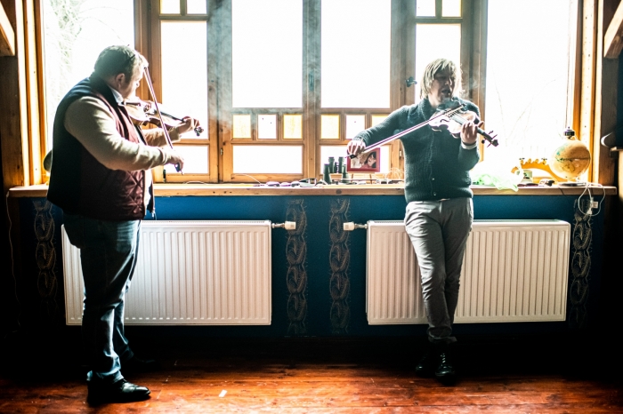 Amikor eljött az ideje, Pál István Szalonna és Lajkó Félix elővették a hegedűt.